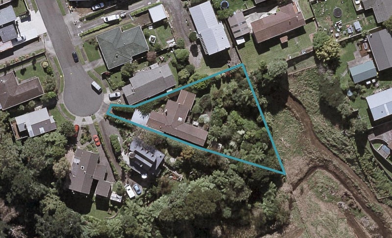25 Mayfair Place, Westown, New Plymouth - Carousel 1