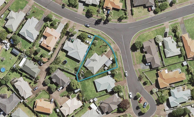 1 Diana Place, Ranui, Auckland - Carousel 1