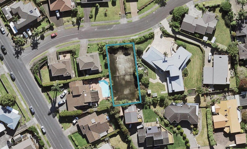 3 Bernleigh Terrace, West Harbour, Auckland - Carousel 1