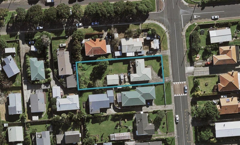 2/83 Ruawai Road, Mount Wellington, Auckland - Carousel 1