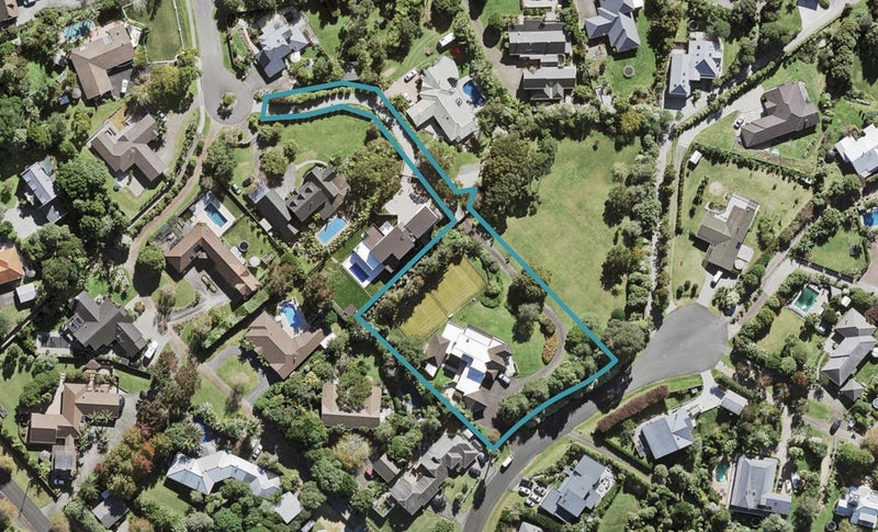 20 Wainoni Heights, Greenhithe, Auckland - Carousel 1