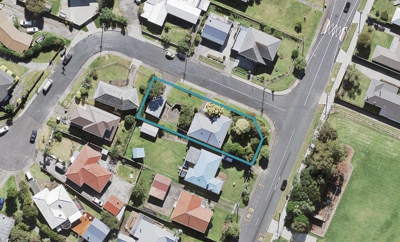 50 Archibald Road, Kelston, Auckland - Carousel 1