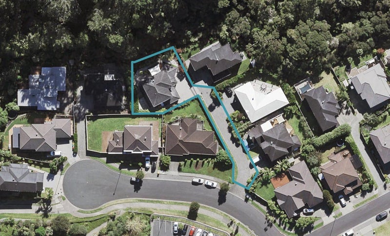 13 Miromiro Street, Greenhithe, Auckland - Carousel 1