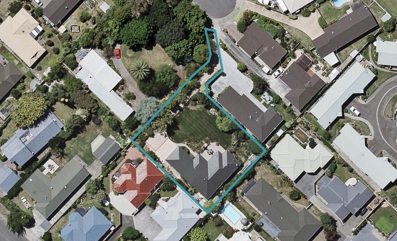 14 Hyatt Grove, Greenmeadows, Napier - Carousel 1