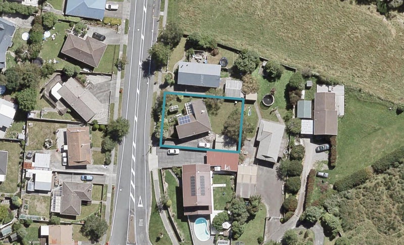125 Gemstone Drive, Birchville, Upper Hutt - Carousel 1