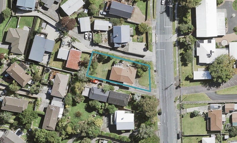 77 Rosier Road, Glen Eden, Auckland - Carousel 1