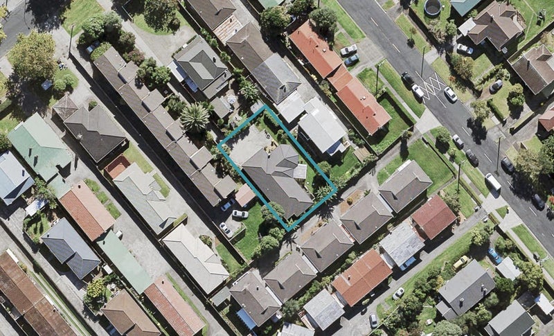 44A Seabrook Avenue, New Lynn, Auckland - Carousel 1