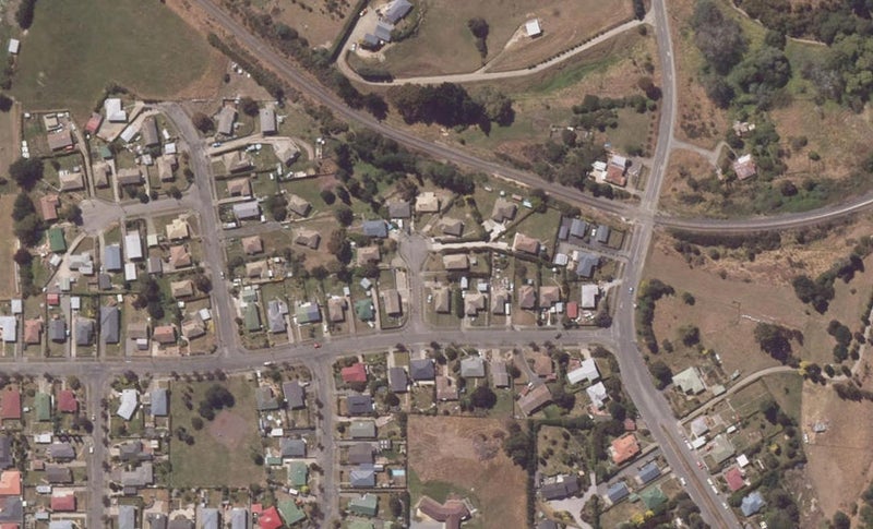 2 Roach Street, Holmes Hill, Oamaru - Carousel 1