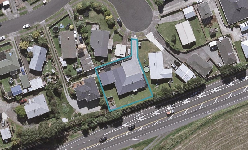 19 Sole Avenue, Bell Block, New Plymouth - Carousel 1