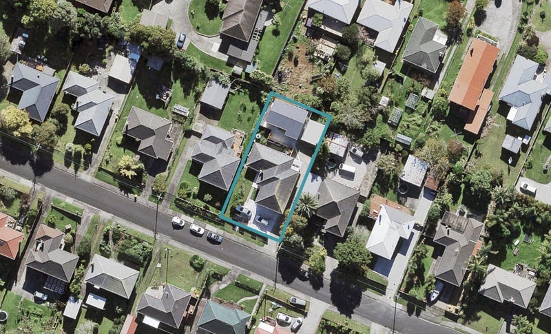 12 Kohekohe Street, New Lynn, Auckland - Carousel 1