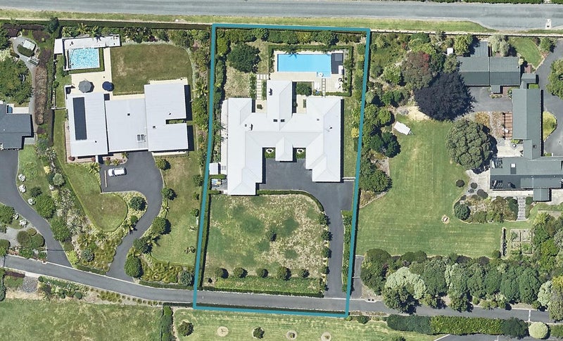 47D Moffat Road, Bethlehem, Tauranga - Carousel 1
