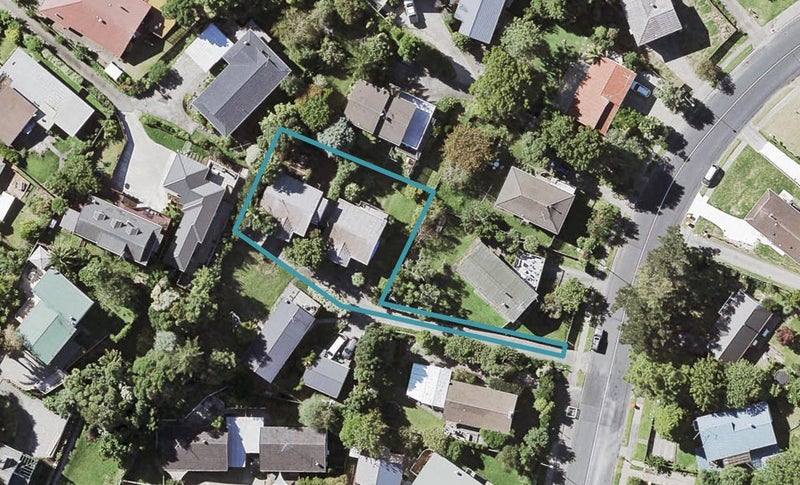 2/70 Oaktree Avenue, Browns Bay, Auckland - Carousel 1