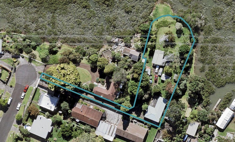 47 Koromiko Street, New Lynn, Auckland - Carousel 1