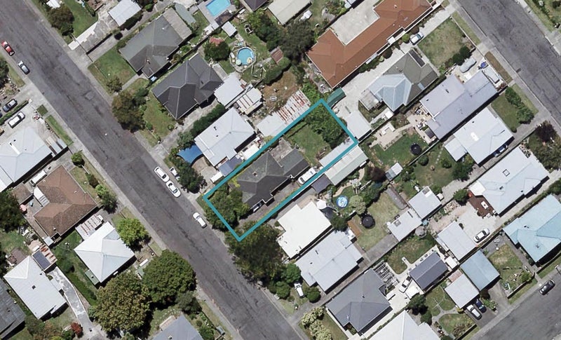709 Rodney Street, Saint Leonards, Hastings - Carousel 1