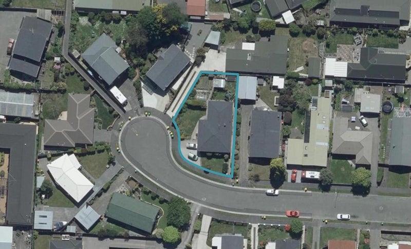 14 Beeston Place, Redwood, Christchurch - Carousel 1