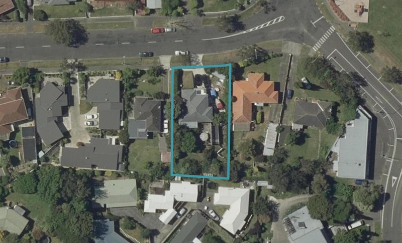 37 Franklin Avenue, Hokowhitu, Palmerston North - Carousel 1