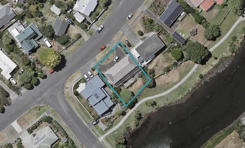 184 Tutere Street, Waikanae Beach, Waikanae - Carousel 1