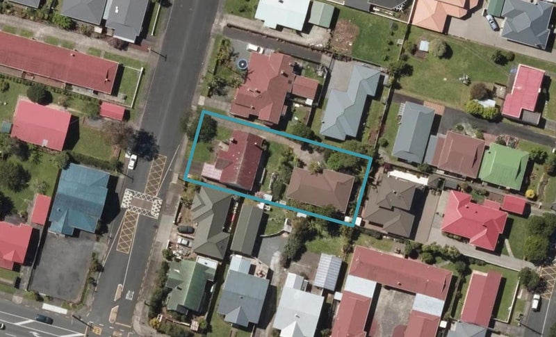 2 Princes Street, Kensington, Whangarei - Carousel 1