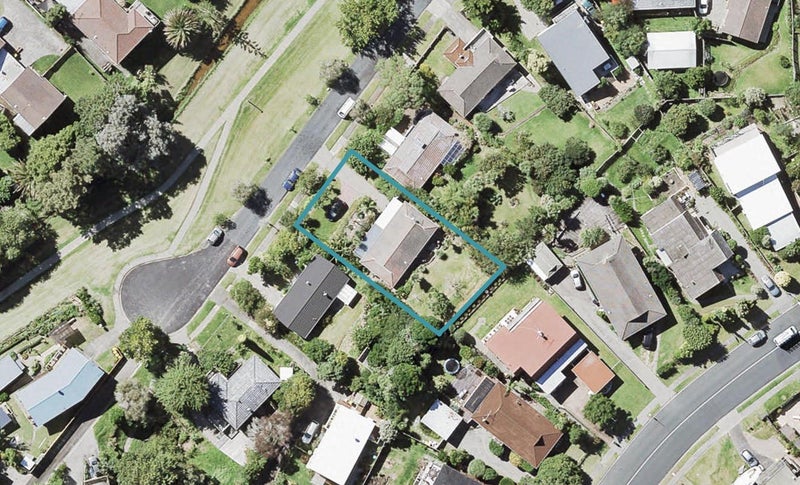 9 Walnut Lane, Browns Bay, Auckland - Carousel 1