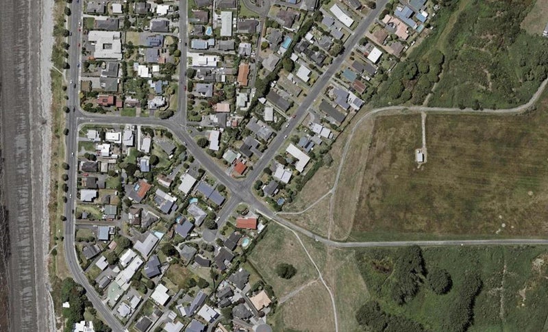 43 Teoti Street, Paraparaumu Beach, Paraparaumu - Carousel 1