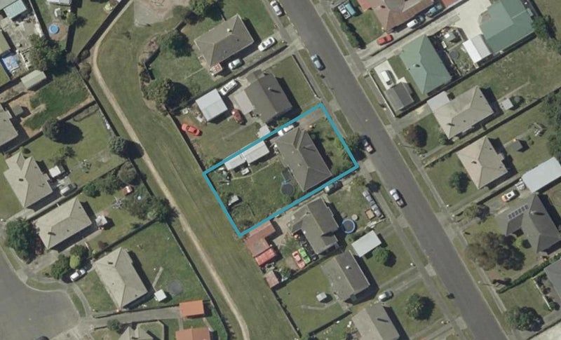 44 Clyde Crescent, Roslyn, Palmerston North - Carousel 1