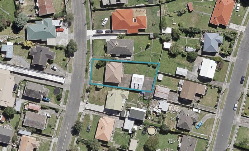 6 Pringle Street, Taita, Lower Hutt - Carousel 1