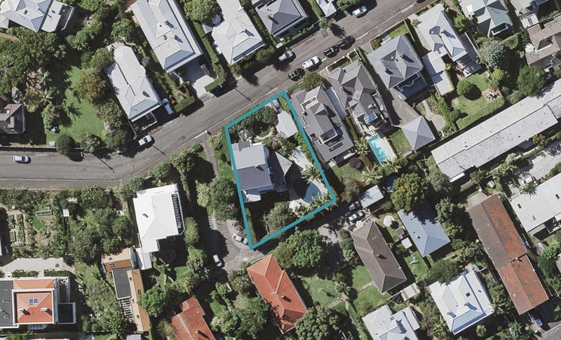 9 Kerr Street, Devonport, Auckland - Carousel 1