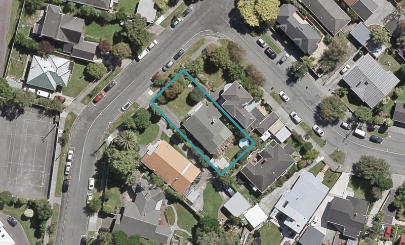 44 Hautana Street, Woburn, Lower Hutt - Carousel 1