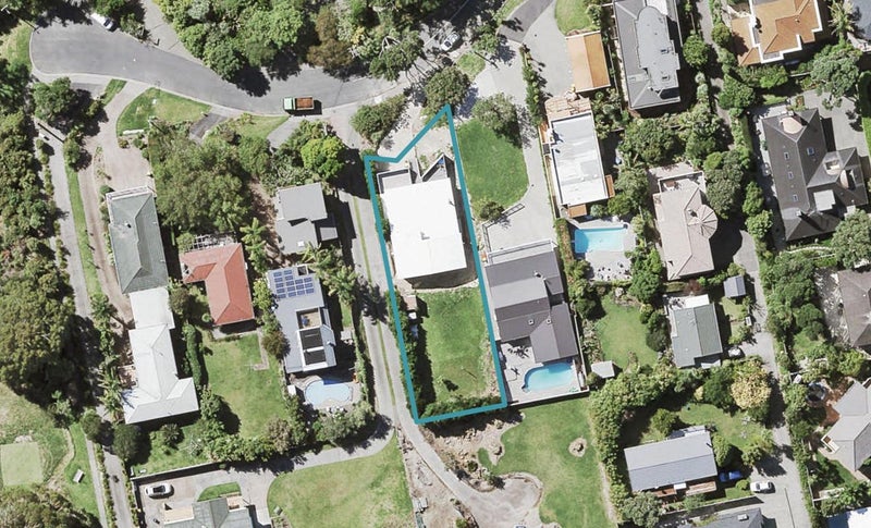 88 Park Rise, Campbells Bay, Auckland - Carousel 1
