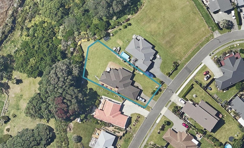 139 Koutunui Road, Athenree, Katikati - Carousel 1