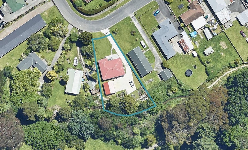 32 Werrina Crescent, Mangakakahi, Rotorua - Carousel 1