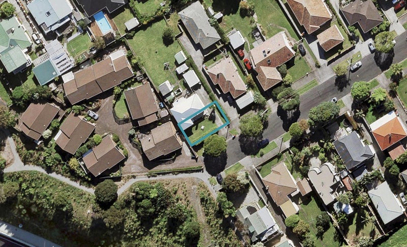53A Alberta Street, Point Chevalier, Auckland - Carousel 1