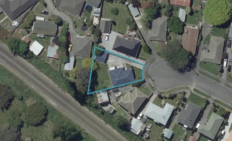 18 Adams Place, Woolston, Christchurch - Carousel 1