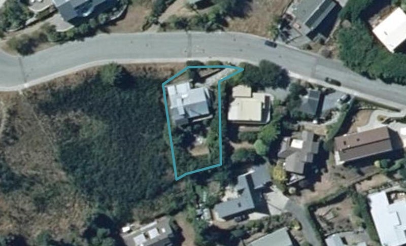 96 Wynyard Crescent, Fernhill, Queenstown - Carousel 1