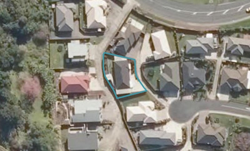 16 Charlise Place, Onerahi, Whangarei - Carousel 1