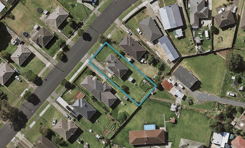 77 Gilbert Road, Otara, Auckland - Carousel 1