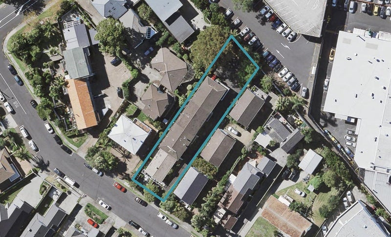 1/9 Campbell Road, Takapuna, Auckland - Carousel 1