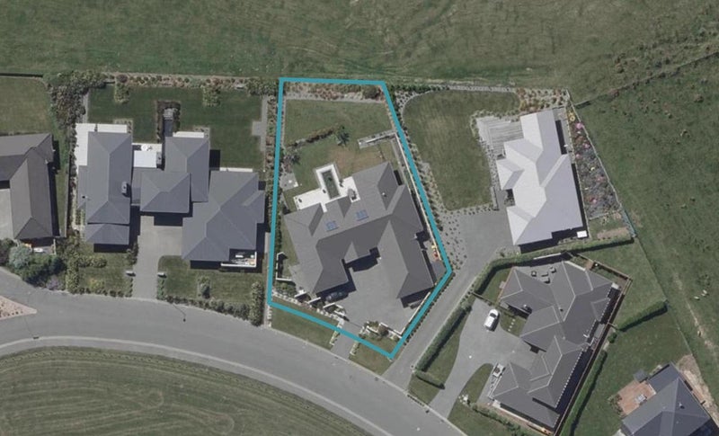 20 Rock Hill Drive, Kennedys Bush, Christchurch - Carousel 1