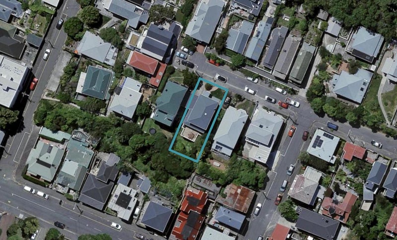 4 Stafford Street, Mount Victoria, Wellington - Carousel 1