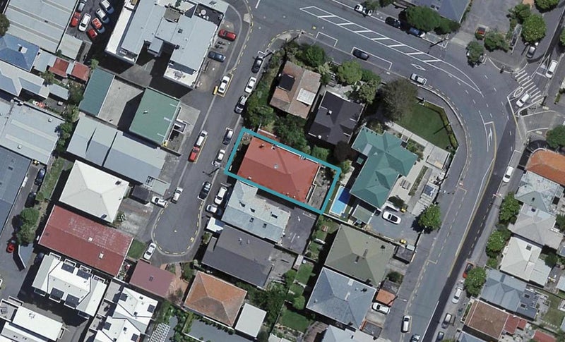 4/1 Moncrieff Street, Mount Victoria, Wellington - Carousel 1