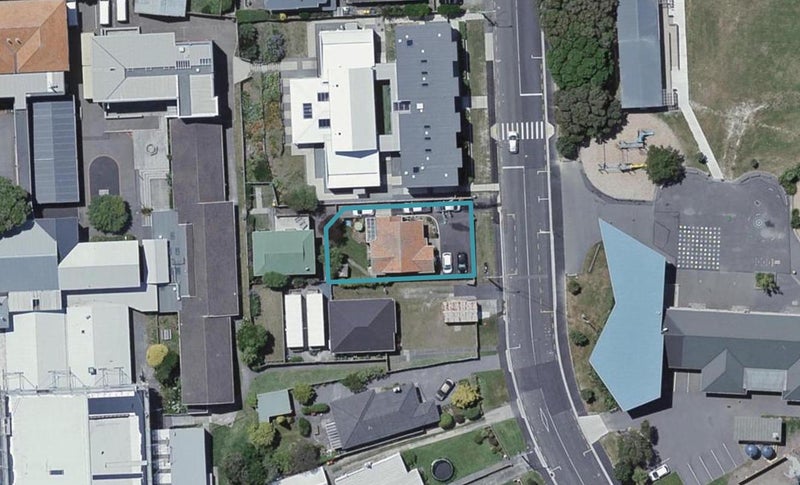 70 Strathmore Avenue, Strathmore Park, Wellington - Carousel 1