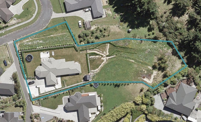 26 Jade Crescent, Timberlea, Upper Hutt - Carousel 1