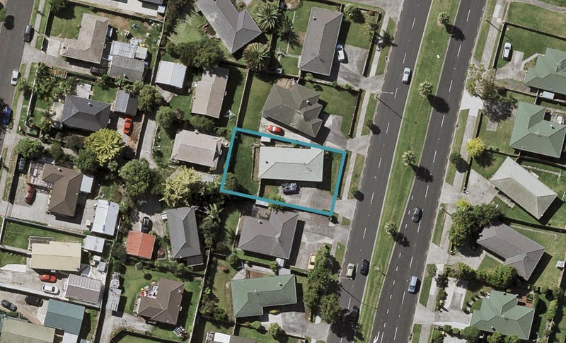 218 Te Irirangi Drive, Flat Bush, Auckland - Carousel 1