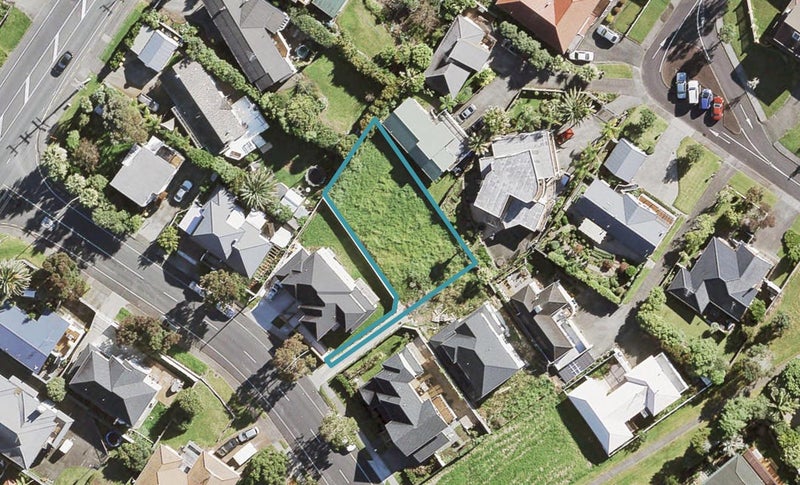 4B Marina View Drive, West Harbour, Auckland - Carousel 1
