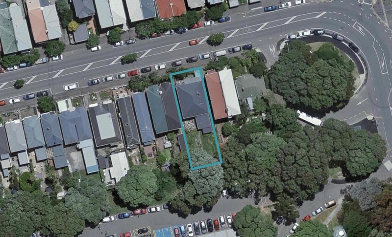 34 Roy Street, Newtown, Wellington - Carousel 1