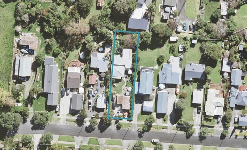 15 Bertram Road, Papakura - Carousel 1