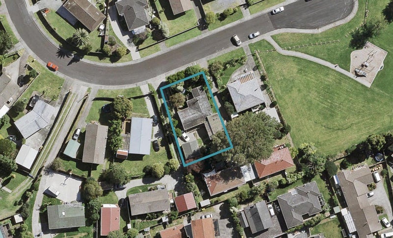 22 Tango Place, Henderson, Auckland - Carousel 1