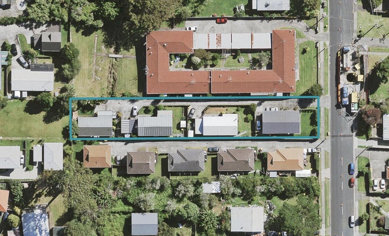 4/83 Glendale Road, Glen Eden, Auckland - Carousel 1