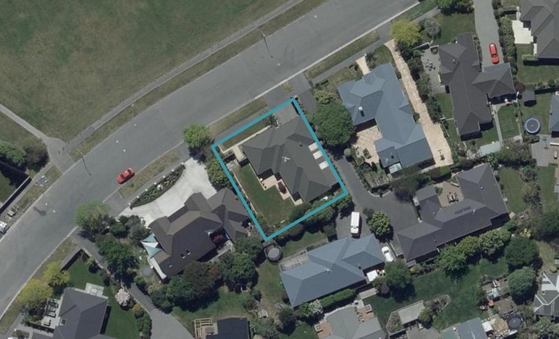 20 Travis Country Drive, Burwood, Christchurch - Carousel 1