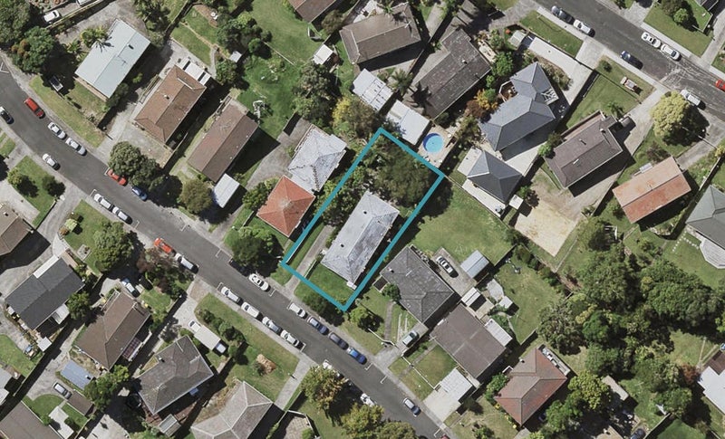2/35 Cockayne Crescent, Sunnynook, Auckland - Carousel 1